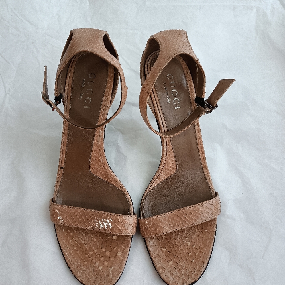 Gucci Sandal luxury  Snake Skin Ankle Strap Heels sz 8.5B - Picture 4 of 15